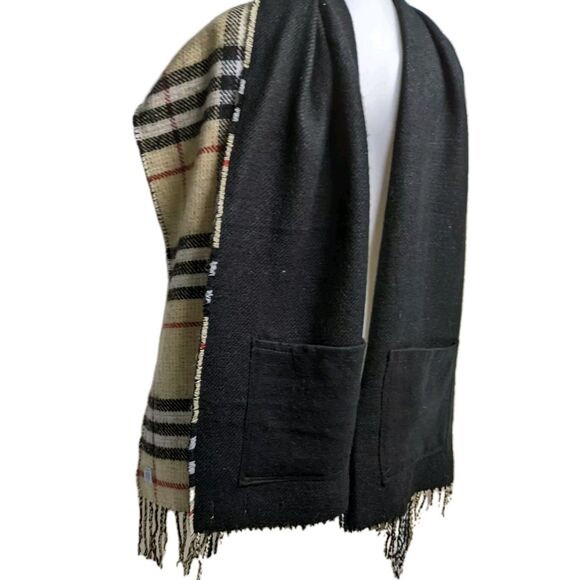 Code Scarf / Wrap / Shawl Plaid Beige Fringe Unisex Reversible Neckwear Pockets - Picture 5 of 10